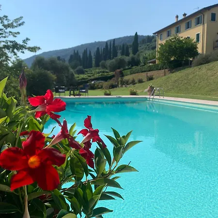 With Private Pool Villa Garda (Verona)