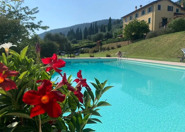 With Private Pool Willa Garda (Verona)