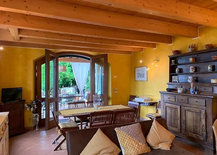 With Private Pool Garda (Verona)