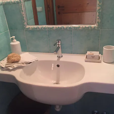 With Private Pool Гарда
